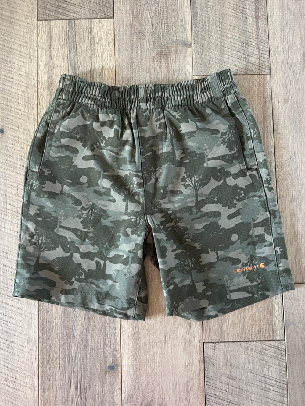 Carhartt shorts size 7